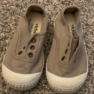 Used, like new toddler shoes!
